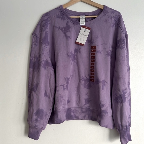 Tops - NWT Purple Tie Dye Sweatershirt